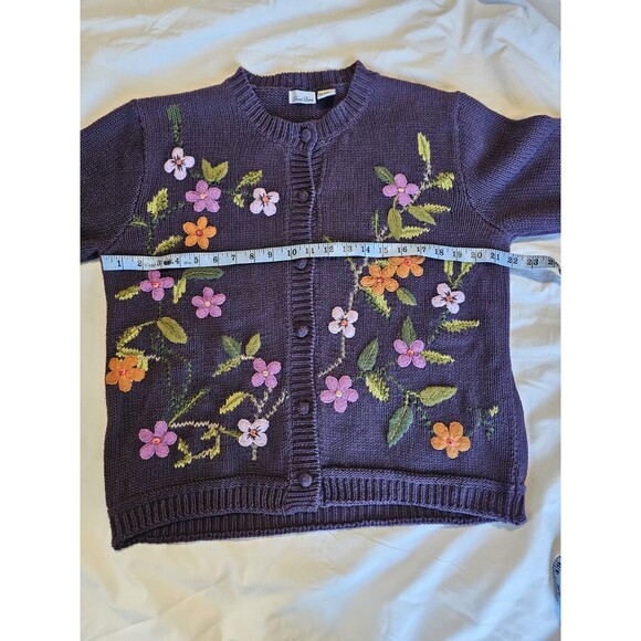 Vintage David Loren Womens L Cardigan Purple Floral Embroidered Grandma Sweater - Picture 7 of 9